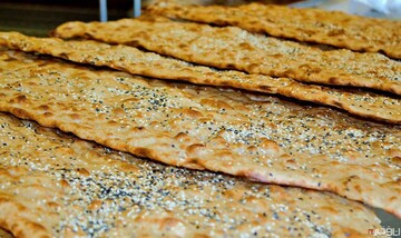 سنگک ایرانی در میان ۵۰ نان برتر دنیا  | توصیف سی‌ان‌ان از مزه بهشتی نان سنگک | لواش به نام ارمنستان برترین شد