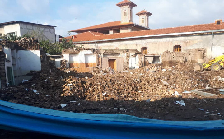 مدرسه‌ تاریخی امامیه ساری تخریب شد | واکنش میراث مازندران: ۸۰ درصد بنای قاجاری را نابود کرده‌اند