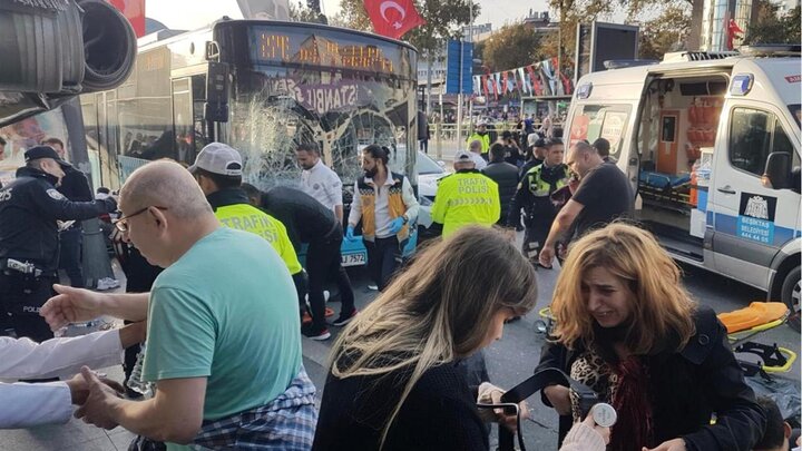 وحشی‌گری یک راننده اتوبوس در استانبول | ۳ ایرانی و ۲ کودک در میان زخمی‌ها | اولین تصاویر صحنه هولناک