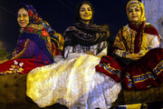 تصاویر دختران با پوشش ترکمنی و مردان جنوبی با قهوه عربی | اینجا نمایشگاه اقوام است