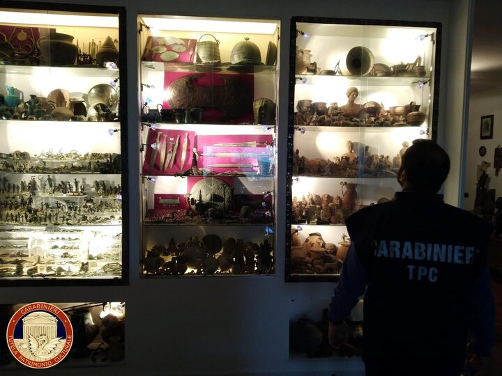 پلیس ایتالیا به شبکه قاچاقچیان آثار باستانی زد | کشف 10 هزار اثر هنری به ارزش میلیون‌ها دلار