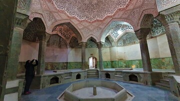 مجموعه تاریخی کردشت در انتظار بهره‌بردار جدید | حمام عباس میرزا را با سرامیک سبز مرمت کردند!