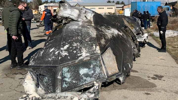 جزئیات جدید از چگونگی سقوط هواپیمای اوکراینی | کادر پروازی در جا کشته شده‌اند؟