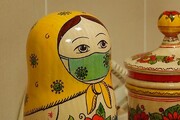 ماتروشکا، عروسک‌های سنتی روسیه هم ماسک زدند