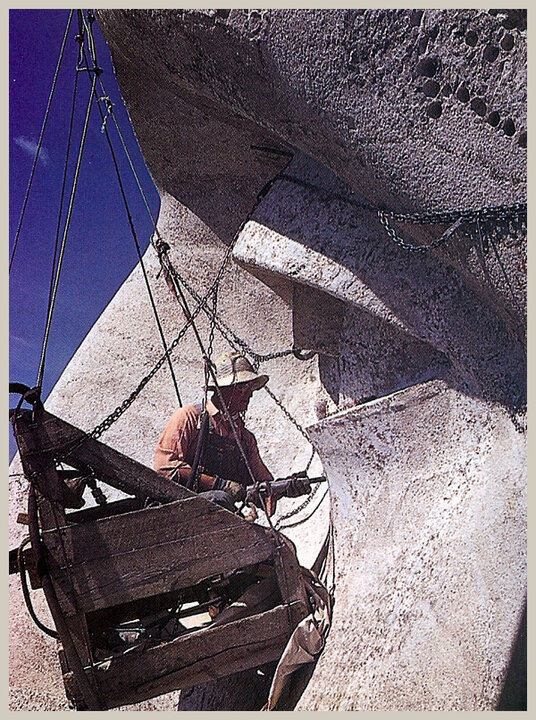 تصاویر عملیات ساخت یادبود ملی کوه راشمور | چه‌ کسی چشم لینکلن را تراشید؟ 