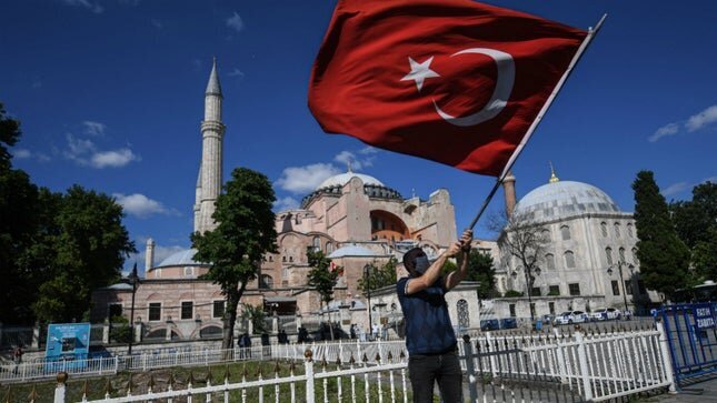 اردوغان فرمان تبدیل ایا صوفیه به مسجد را امضا کرد | یونسکو ابراز تاسف کرد و یونان تحریک آمیز خواند