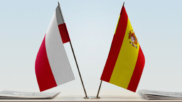 مقایسه مهاجرت به اسپانیا با مهاجرت به لهستان
