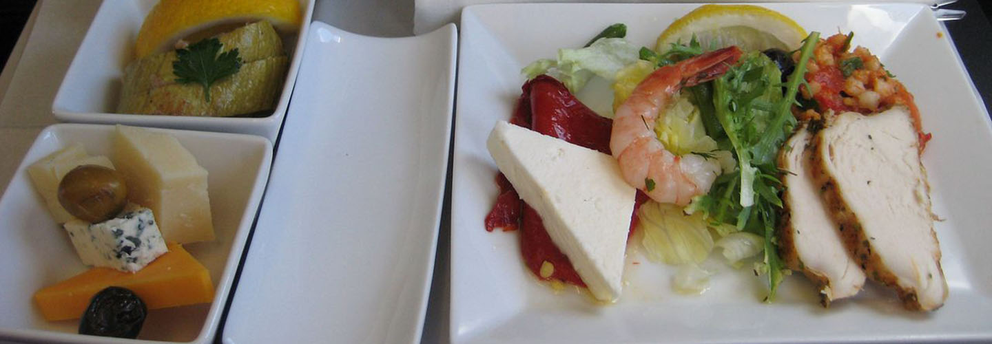 بهترین و بدترین شرکت‌های هواپیمایی آمریکا از نظر غذای پرواز │ جدول سالم‌ترین‌های غذایی