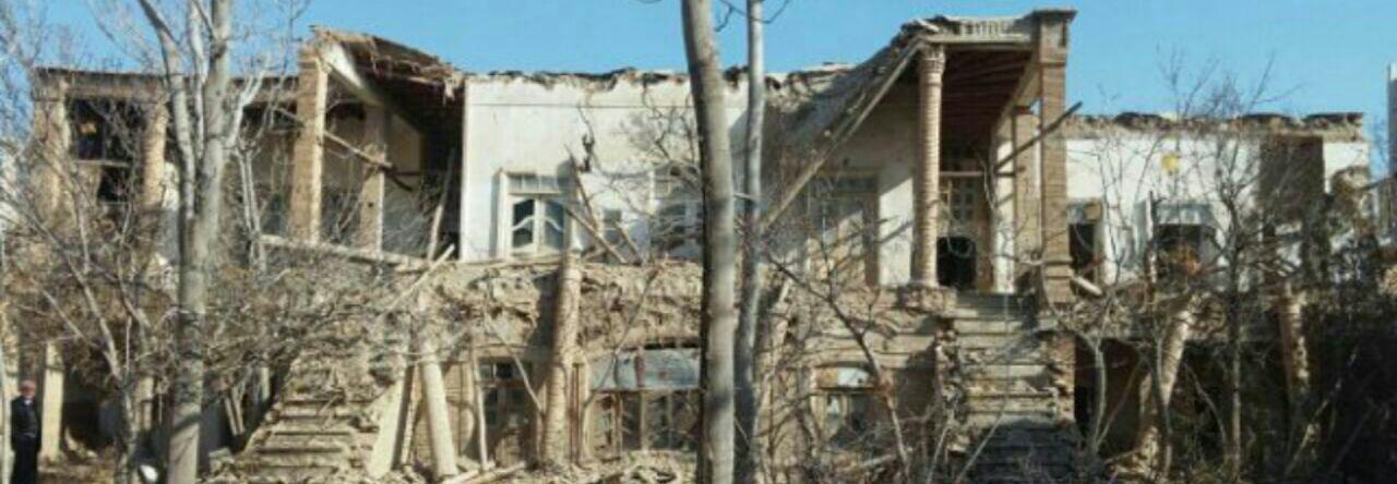 ورثه خانه تاریخی حاج‌باشی را تخریب کردند | دنبال حکم بازداشت متعرضان هستیم