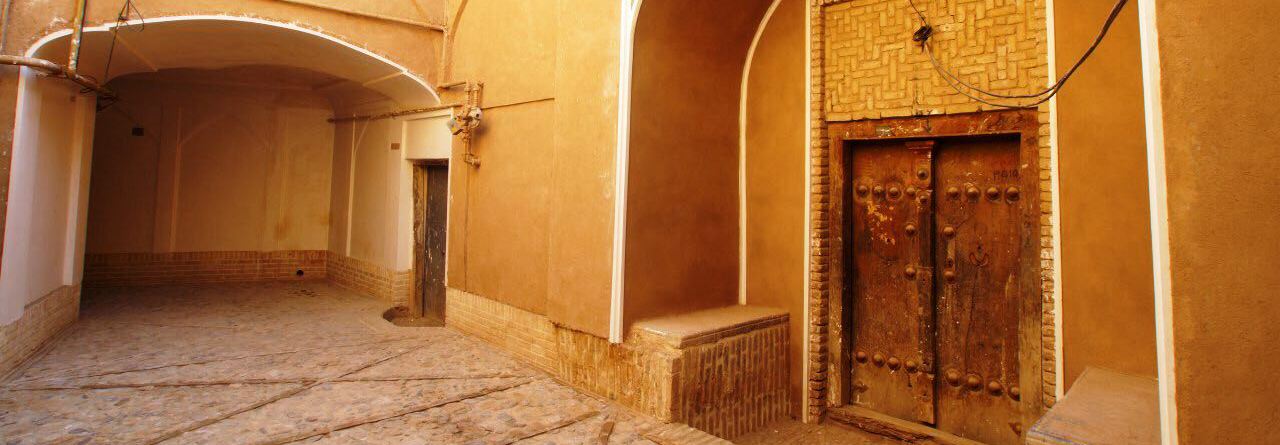 مرمت یکی از طولانی‌ترین قدیمی‌‌ترین دربندهای ایران | دربند دوره زندیه‌ با 14 بنای خشتی