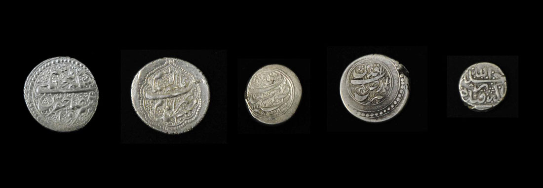 کشف 30 قطعه سکه ساسانی و سلوکی در فرودگاه کرمانشاه | فرستنده بسته پستی تحویل مراجع قضایی شد