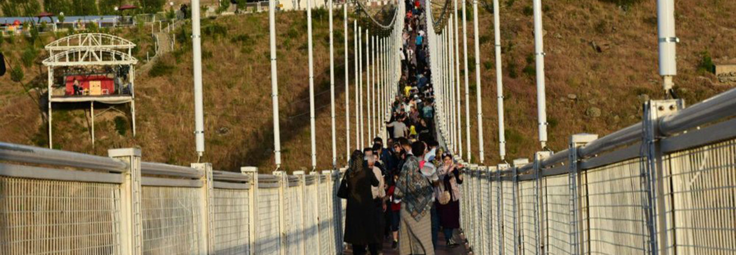 فیلم | روی طولانی‌ترین پل معلق خاورمیانه در ایران قدم بزنید