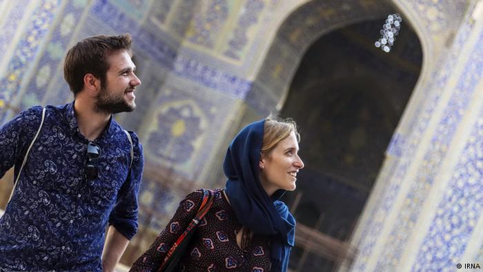 جدول آمار گردشگران خارجی در ایران ؛ میزان کاهش سفر اروپایی‌ها | کدام توریست‌ها در ایران ولخرج‌ترند؟ | تغییر وضعیت سفر عراقی‌ها