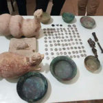 کشف و ضبط آثار ۳۰۰۰ ساله در کرمانشاه | مجسمه گیلگمش ضبط شد