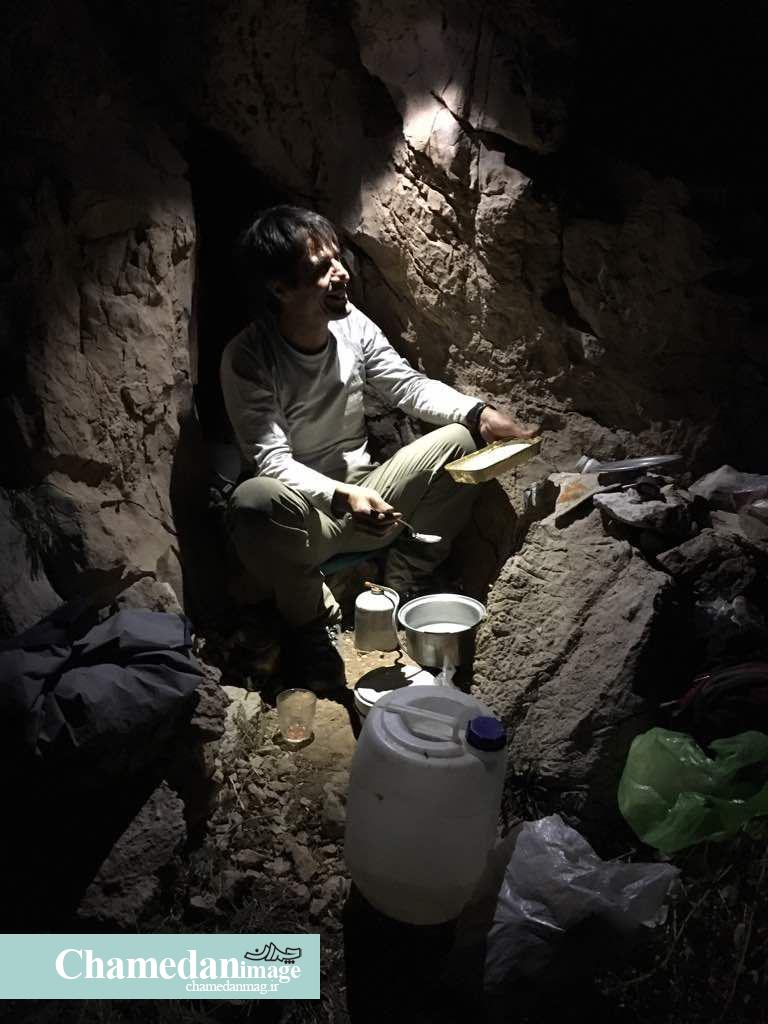 رکورد سومین غار عمیق ایران شکسته شد | نفوذ ۹ ایرانی و ۲۱ اروپایی به عمق ۶۴۰ متری غاری در کرمانشاه