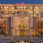 فیلم | تعویض روکش طلای یک هتل لوکس امارات | این هتل پرهزینه‌ترین هتل جهان است