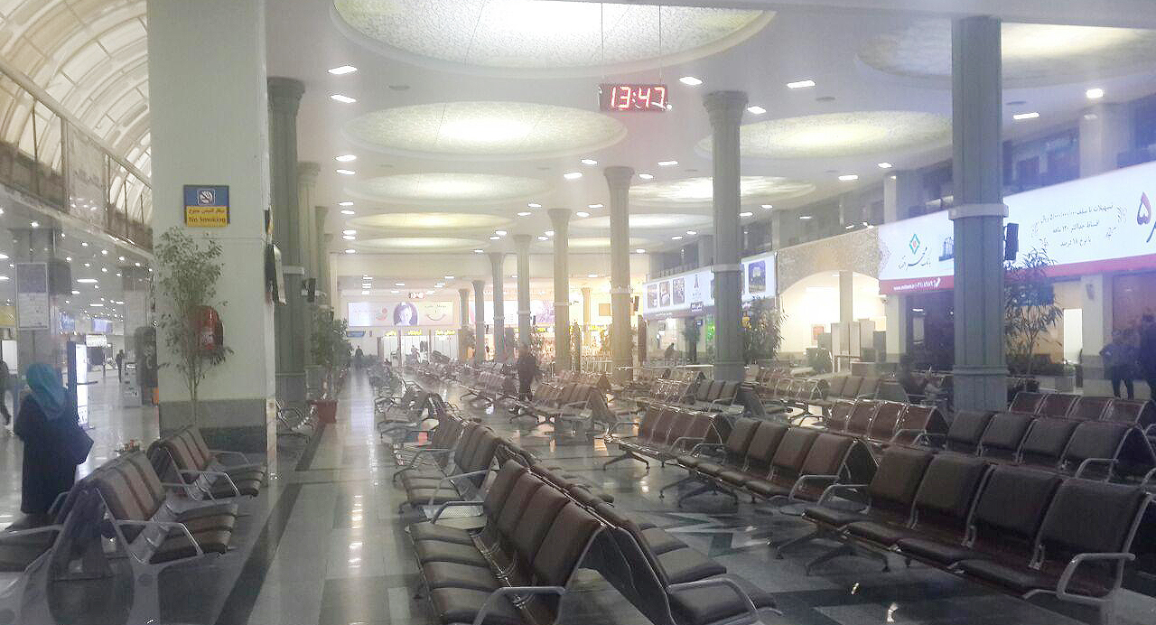 تصویری عجیب از فرودگاه اصفهان | چه سرنوشتی در انتظار صنعت هوانوردی ایران است؟