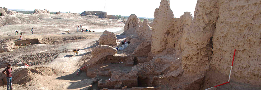 کشف و خوانا سازی بقایای دو اتاق سربازخانه در قلعه بمپور