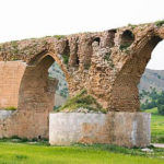 مادر پل‌های ایران تخریب شد | لحظه تلخ تخریب یکی از پایه‌های پل تاریخی کشکان لرستان را ببینید