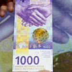 توییت جنجالی سفارت سوئیس درباره مقایسه ارزش اسکناس 1000 فرانکی با پول ایران | کاربران توییتر: قدمت تاریخی شما چقدر است؟