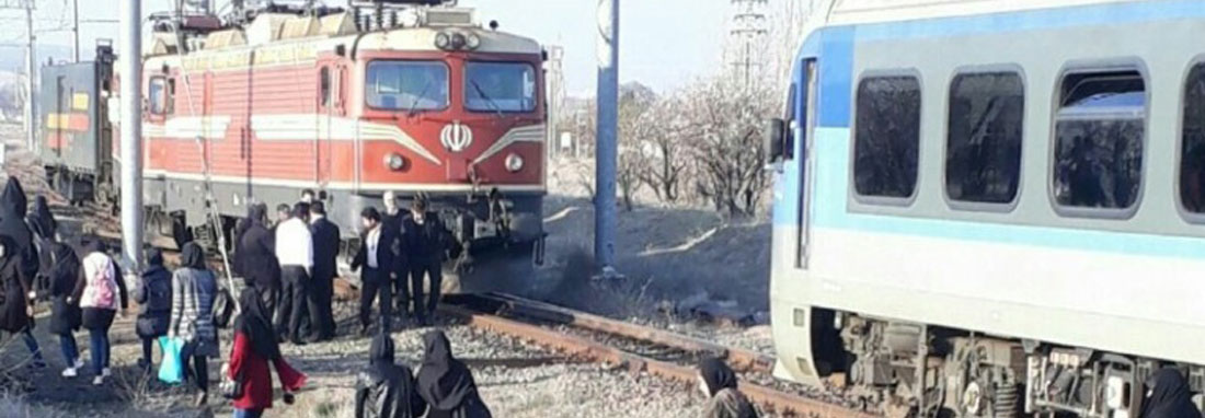 قطار برقی تبریز - دانشگاه شهید مدنی آذربایجان از ریل خارج شد