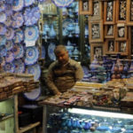 افتتاح نخستین بازار تجاری صنایع دستی کشور در شیراز