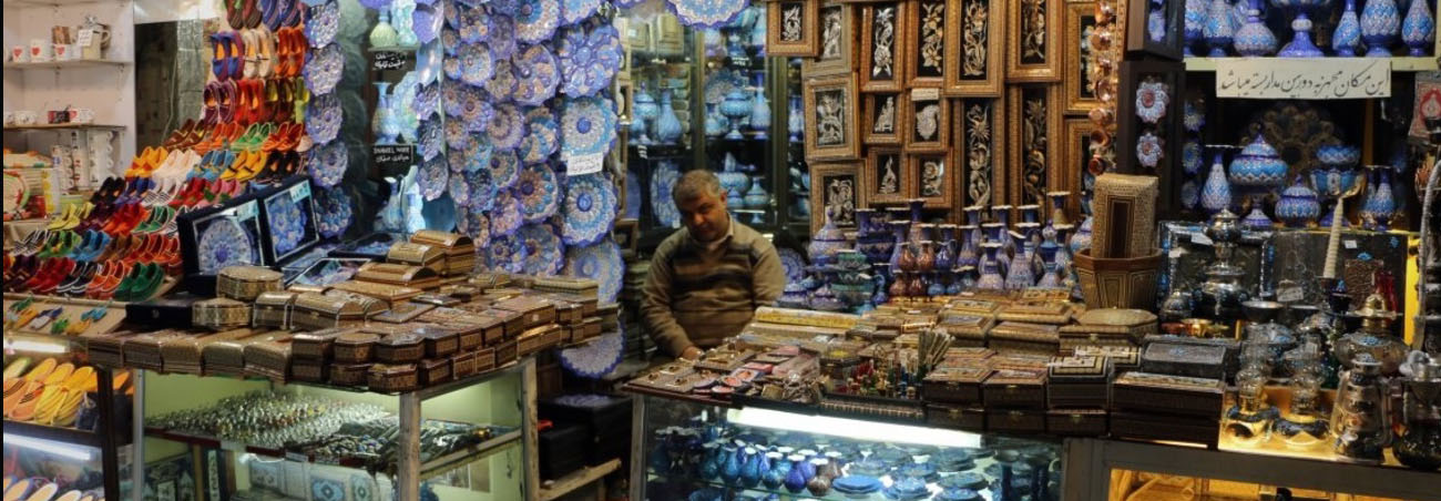 افتتاح نخستین بازار تجاری صنایع دستی کشور در شیراز